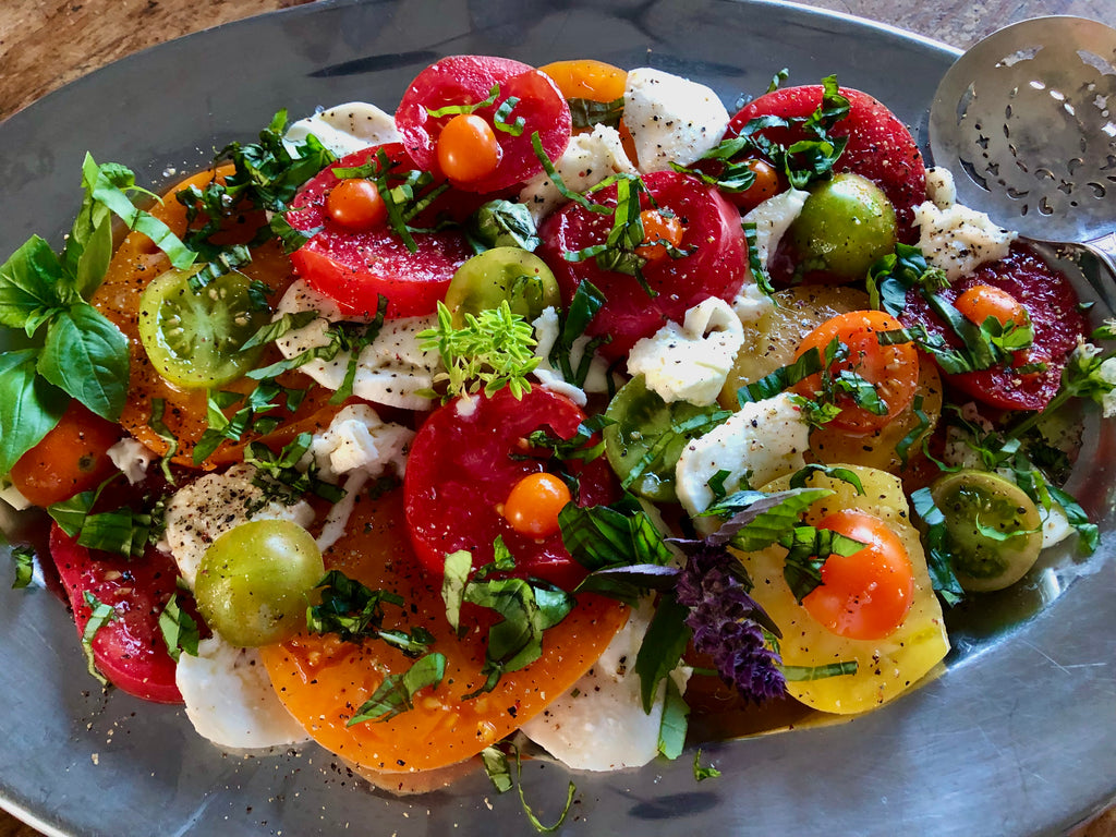 MY FAVORITE TOMATO CAPRESE SALAD