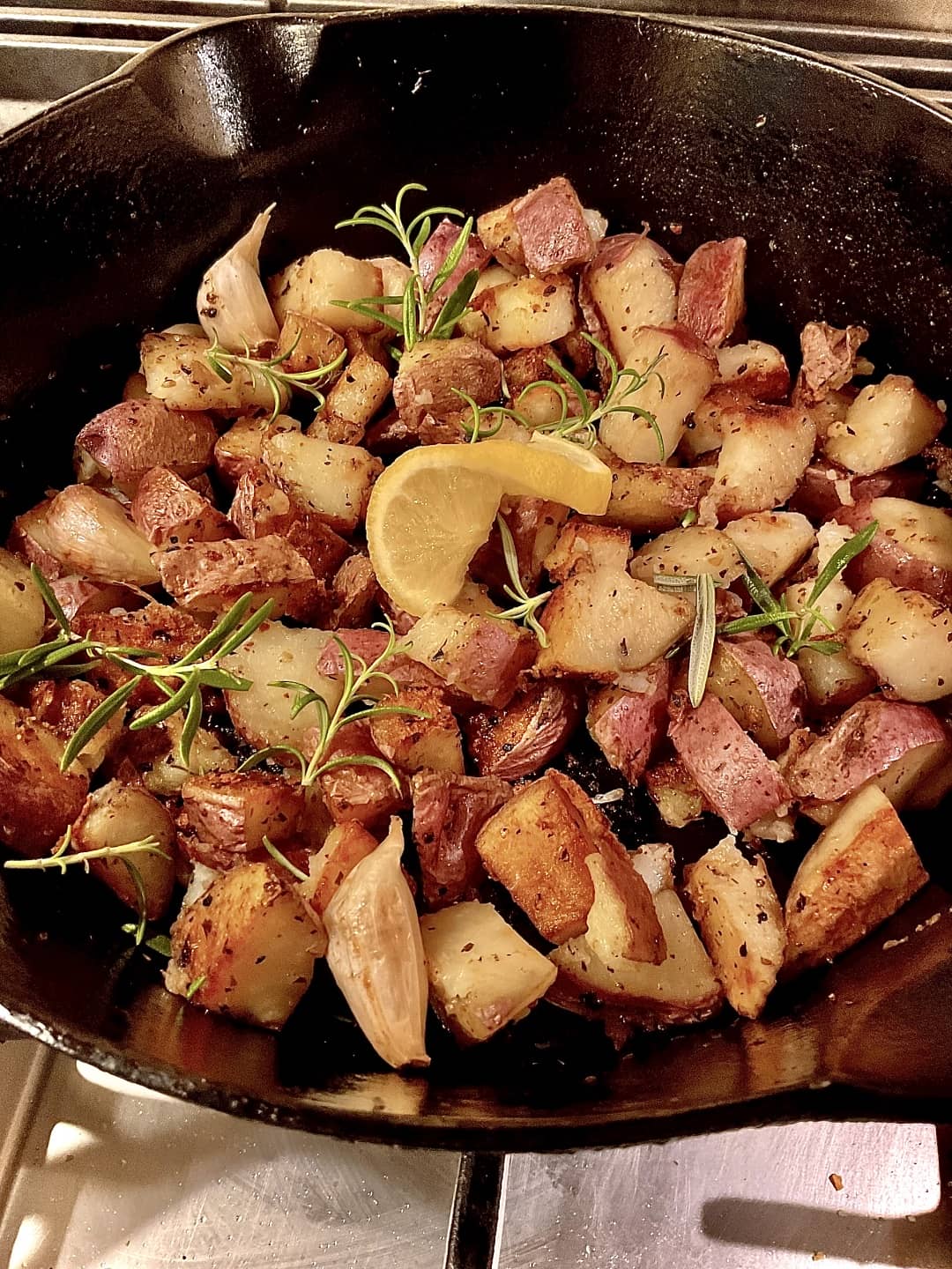 CRISPY SAUTEED POTATOES MEDITERRANEAN